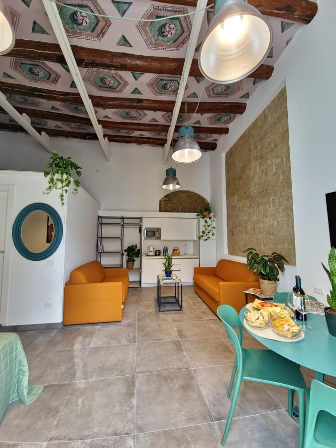 Borgo Dei Miracoli Hotel Naples Exterior photo
